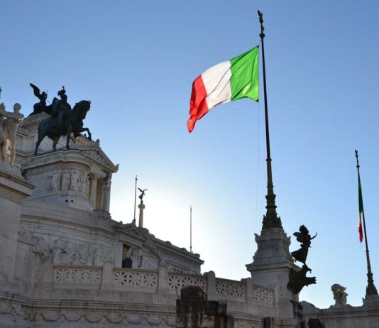 altare della patria a Roma