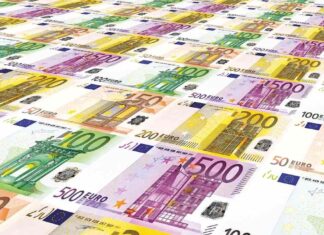 banconote da 500 e da 200 euro